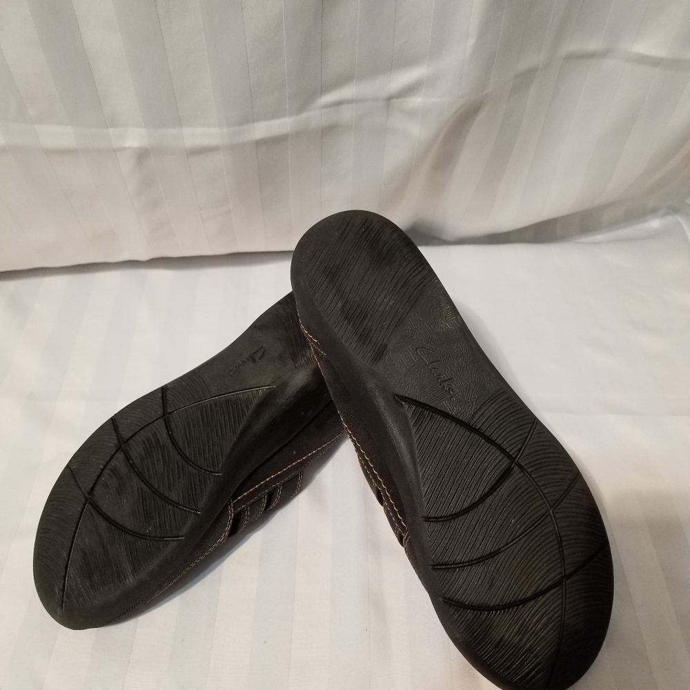 Super Nice Clarks Cushioned Cloudstepper Loafers - image 4